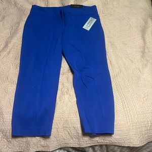 Capri pants